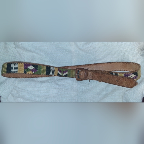 Vintage HAND CRAFTED Native American 46 leather belt HANDMADE Guatamala Indian - Picture 2 of 6